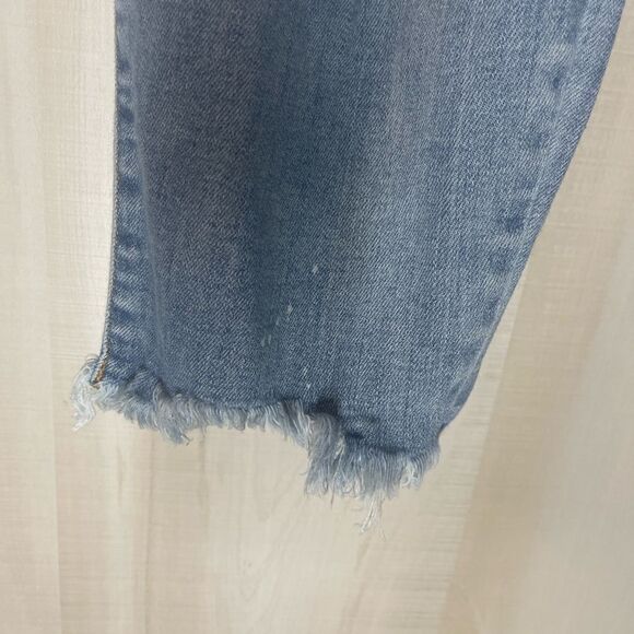 Judy Blue distressed light wash jeans frayed hem, size 14w - Picture 11 of 16